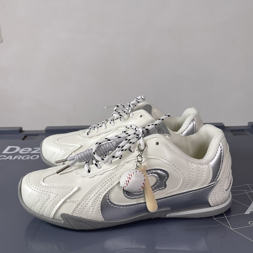 小众增高德训棒球鞋女透气板鞋