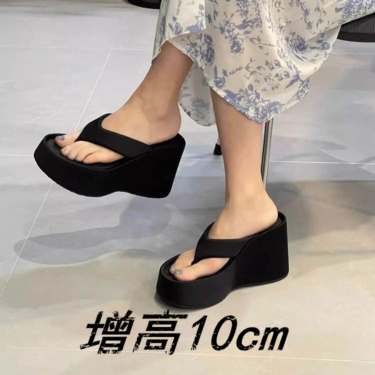 2026新款小个子厚底增高人字拖女夏外穿夹脚真皮松糕拖鞋坡跟凉拖