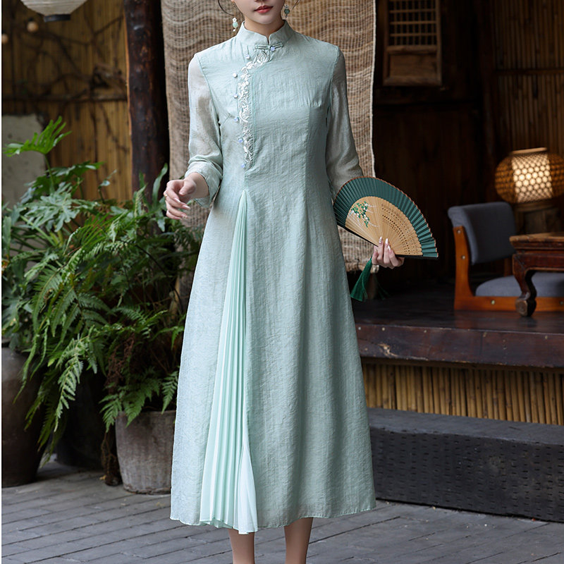 旗袍2025新款茶服女新中式连衣裙