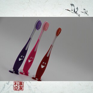 儿童卡通牙刷 五星级酒店儿童牙刷牙膏套装 儿童旅行套装洗漱用品