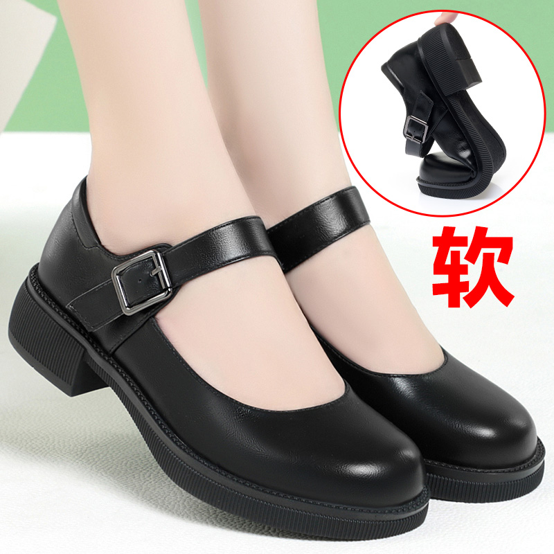 妈妈单鞋魔术贴一字扣女士皮鞋