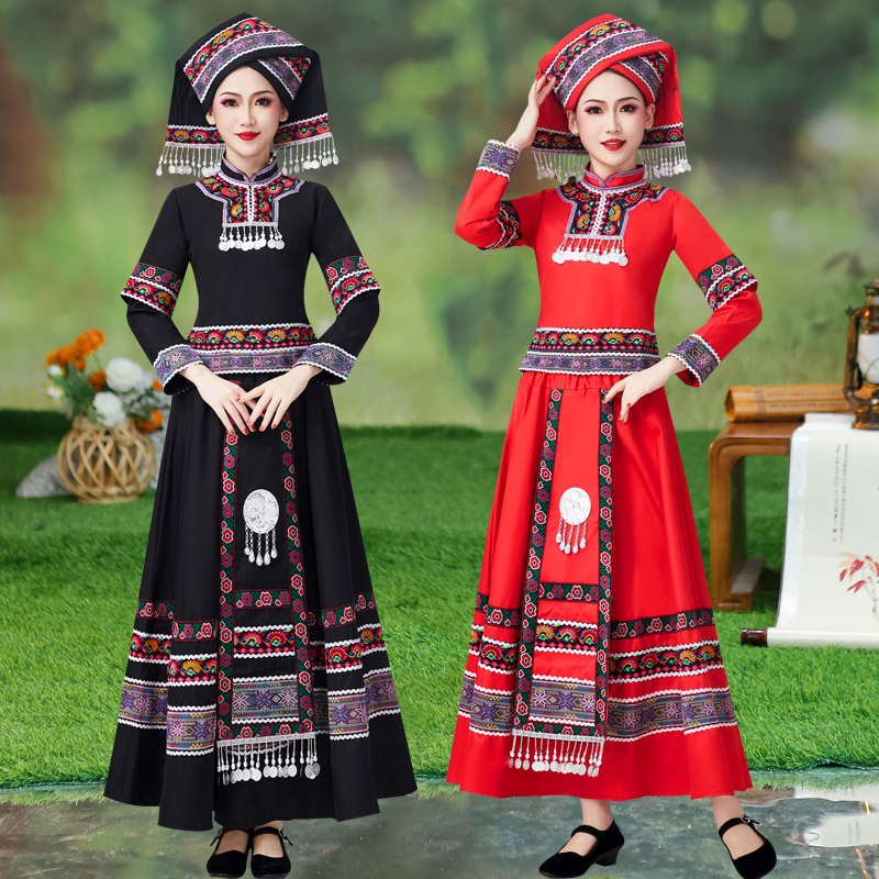 广西壮族三月三民族服装