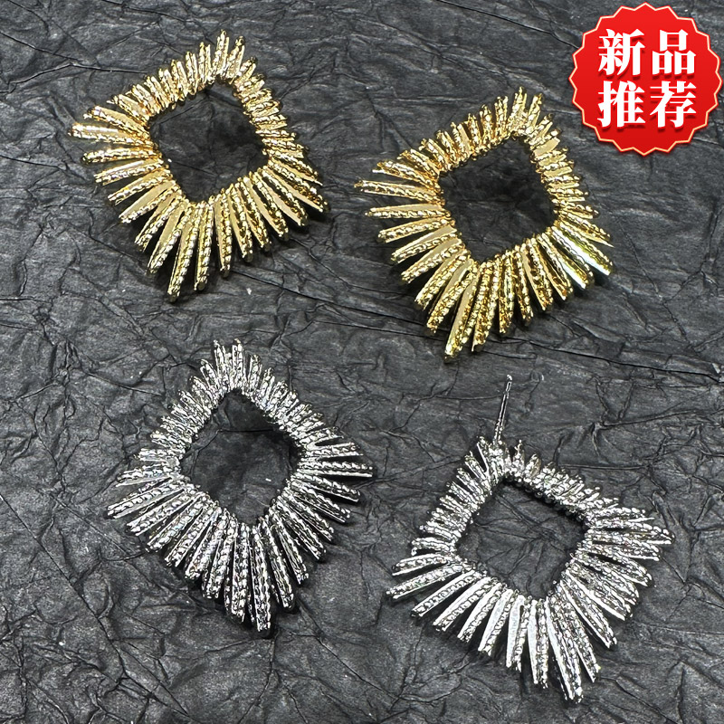 时尚轻奢几何方形闪钻耳环