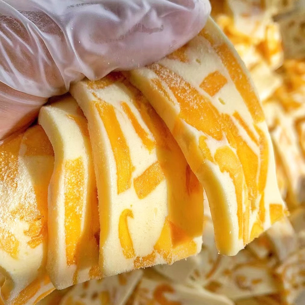 【大块果肉】芒果奶糕奶砖独立装草莓芒果干酸甜牛轧软糖休闲食品