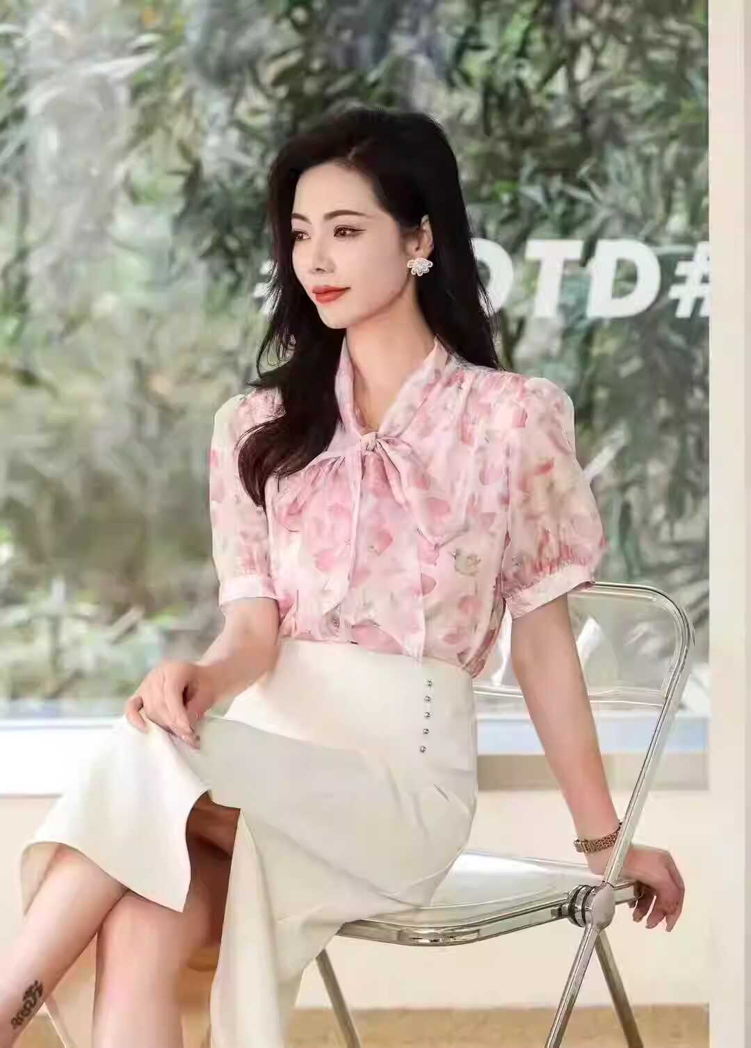 妙彩依恋欧货2025夏季新款时尚气质蝴蝶结印花雪纺衬衫女短袖上衣