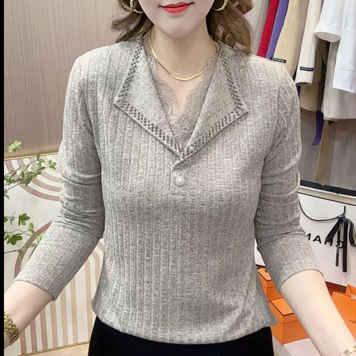 春季新款V领衬衫女百搭设计感T恤时尚洋气显瘦长袖衬衣小衫打底衫