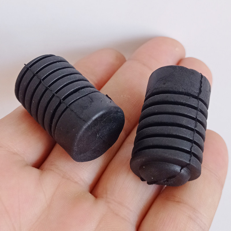 适用北汽威旺m20后备箱缓冲胶垫尾门减震橡胶墩后尾箱防撞橡胶块