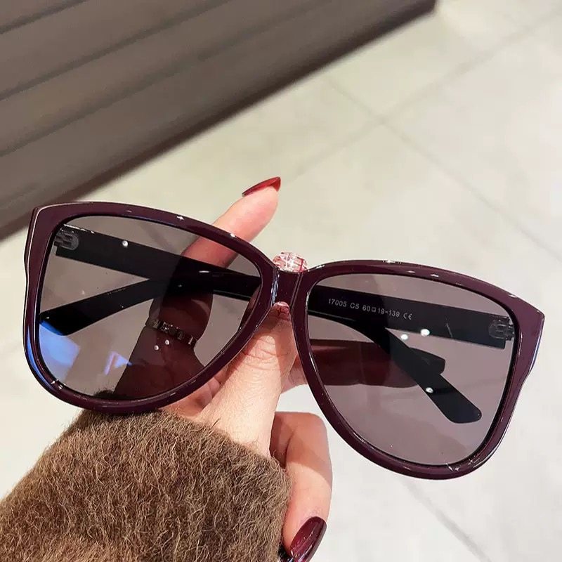 复古大框猫眼墨镜女高级感防紫外线茶色太阳镜显脸小2026新款欧美,ZIPPO/瑞士军刀/眼镜,太阳眼镜,淘宝优惠券,粉丝福利购,淘宝优惠卷