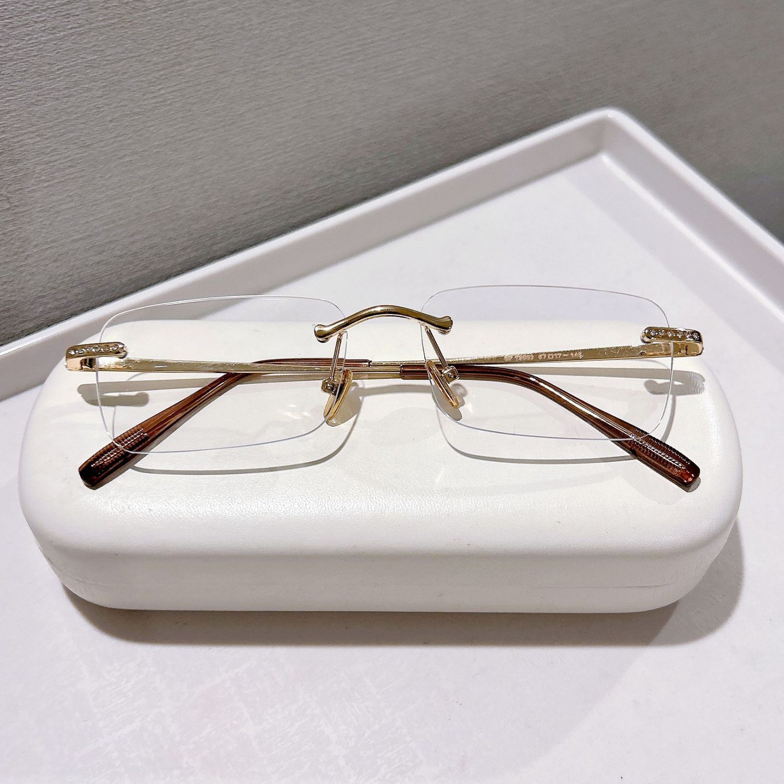 商务长方形无框金属防蓝光眼镜女时尚太阳镜可配度数显脸小素颜镜