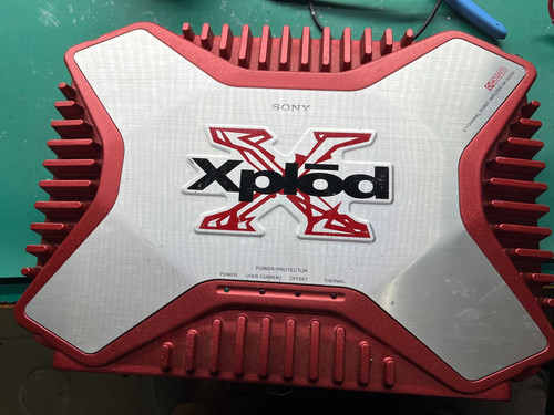 汽车音响维修索尼XM-1502SX开机短路保护烧保险无声输出等等故障