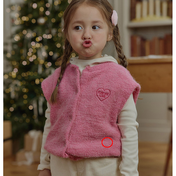 儿童小童爱心字母针织马甲 UEO韩国南大门童装2025冬款男女童1211