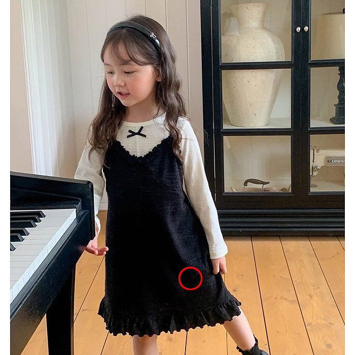女童洋气纯色荷叶边吊带连衣裙Petit韩国代购童装26秋儿童裙子608