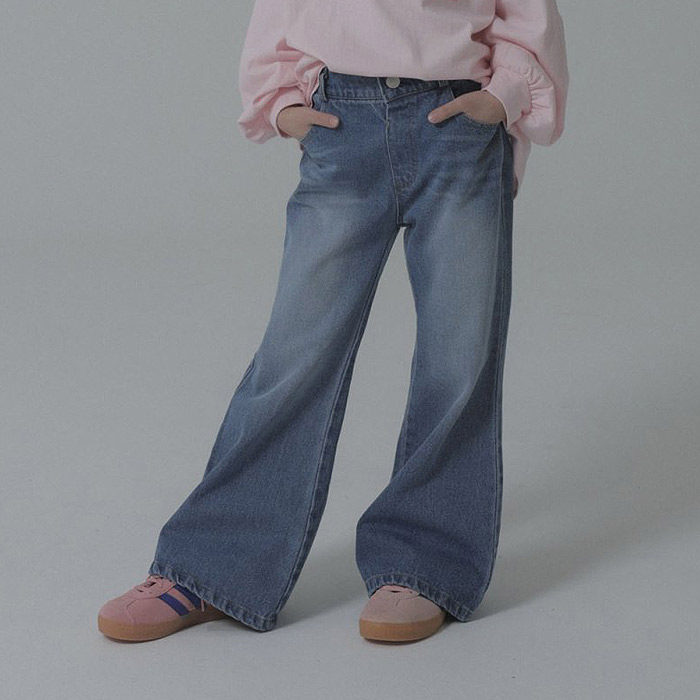 儿童洋气喇叭牛仔裤  LILY韩国代购童装2026春款中大女童长裤4401