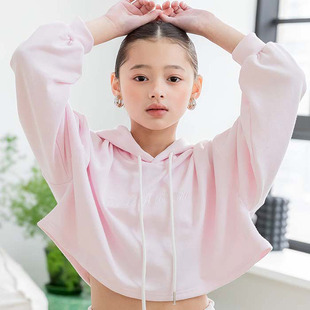 ILOVE儿童字母短款连帽卫衣 韩国代购童装26春中大女童套头衫291