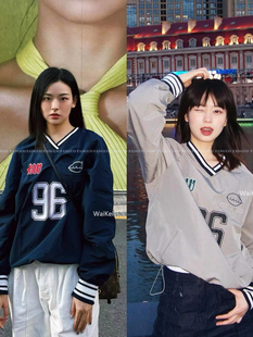 韩国gro*金智妮同款 撞色条纹V领美式复古球衣上衣女