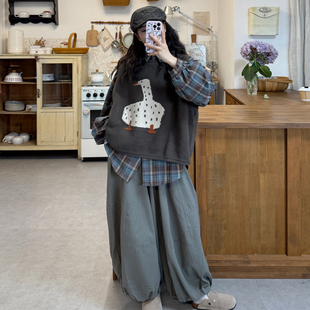 大码女装2025秋新款胖mm韩版宽松格子衬衫+叠穿针织马甲+裤子套装