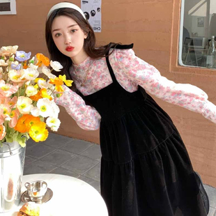 大码女装2025秋季微胖设计感丝绒吊带连衣裙+碎花打底衫洋气套装