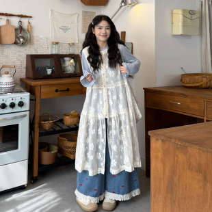大码女装2026春季温柔风蕾丝裙绣花甜美减龄叠穿牛仔裤三件套装