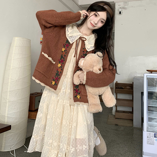 胖mm森系重工刺绣娃娃领毛衣 2025秋季 蕾丝宫延风连衣裙 女装 大码