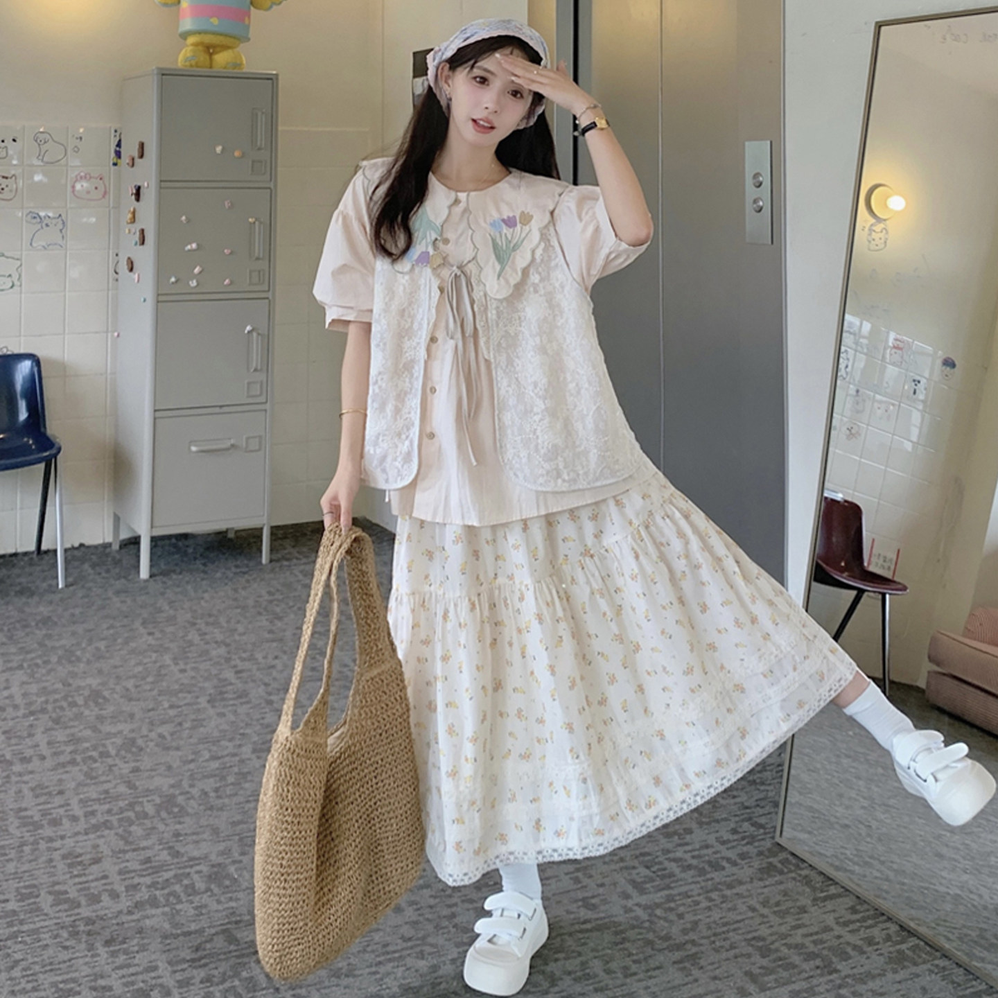 大码女装2025夏胖mm刺绣娃娃领衬衫叠穿蕾丝马甲半身裙时尚三件套,女装/女士精品,大码套装,淘宝优惠券,粉丝福利购,淘宝优惠卷