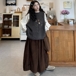 大码女装2026春季胖mm木耳边衬衫+蘑菇针织马甲+灯芯绒裤子三件套