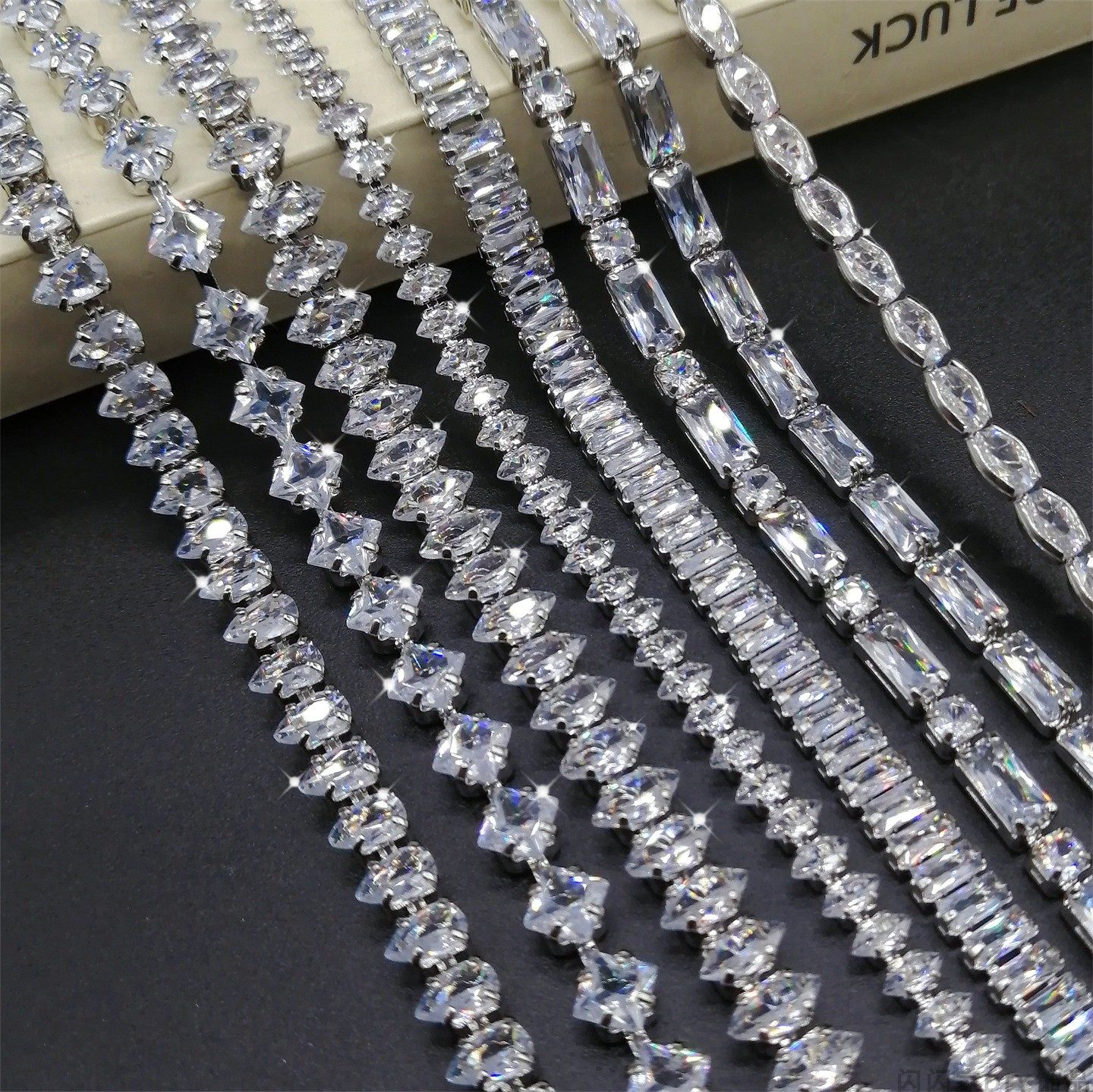 高质量爆闪锆石钻链手缝链条服装衣领装饰链美甲配件diy鞋饰材料