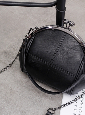 铆钉链条包包女2025新款时尚百搭女包夹子小包潮单肩斜挎包贝壳包