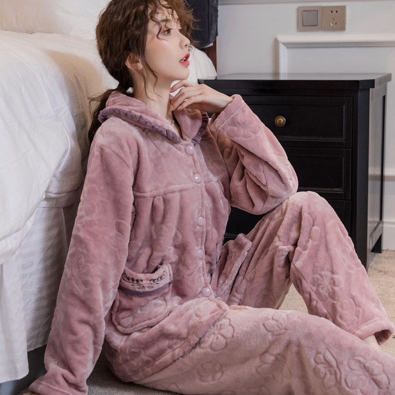 女法兰绒加肥加大胖mm