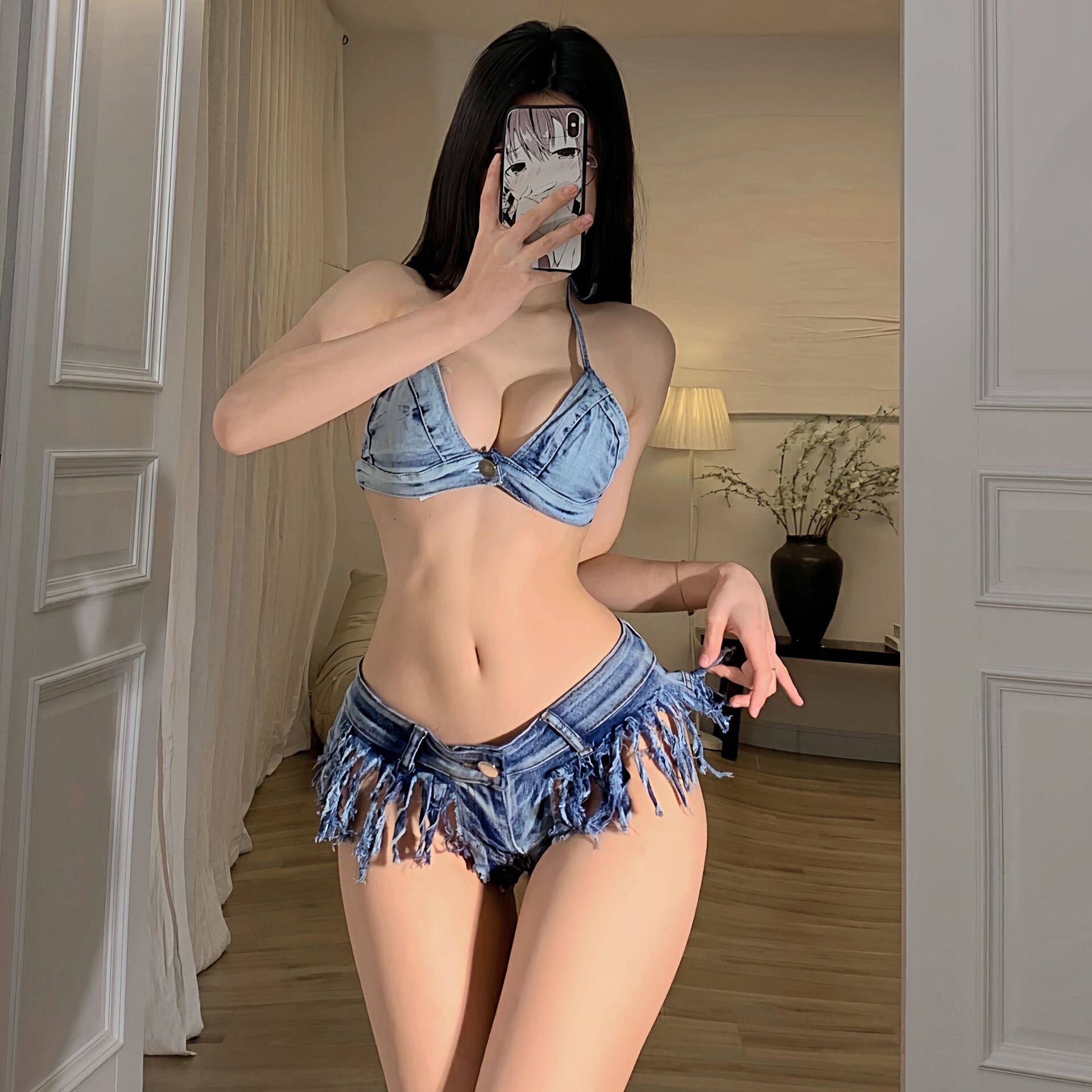 夜店演出女牛仔超短开档露臀短裤