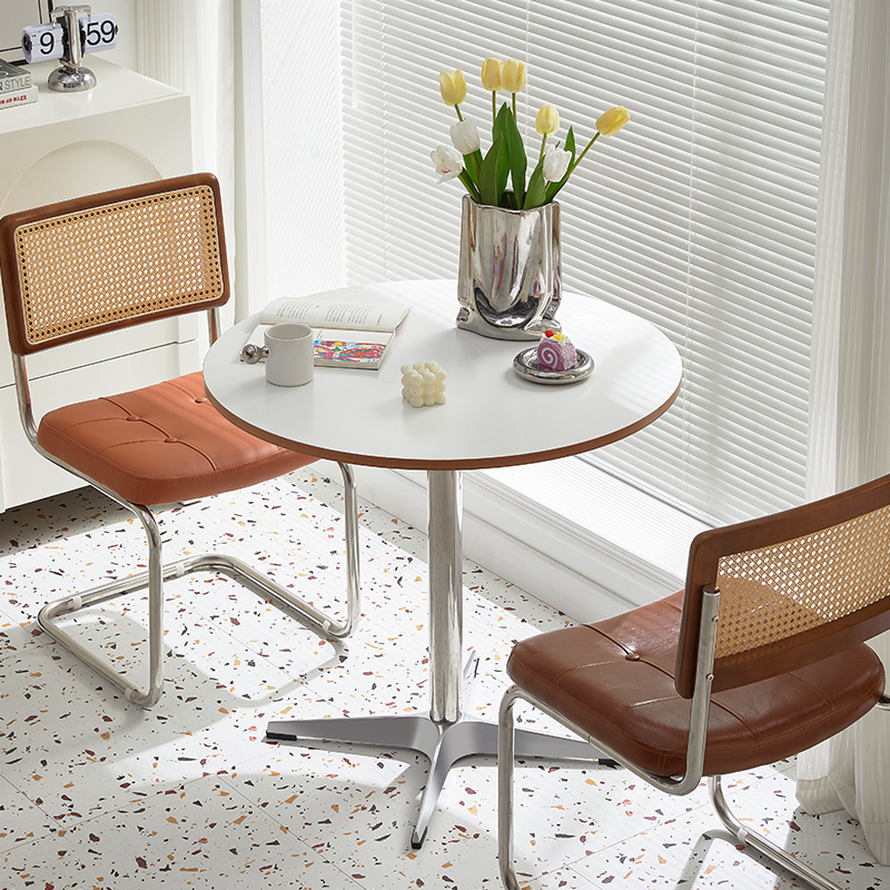 中古伊姆斯餐桌网红inst博主办公桌小户型直脚设计师洽谈咖啡圆桌