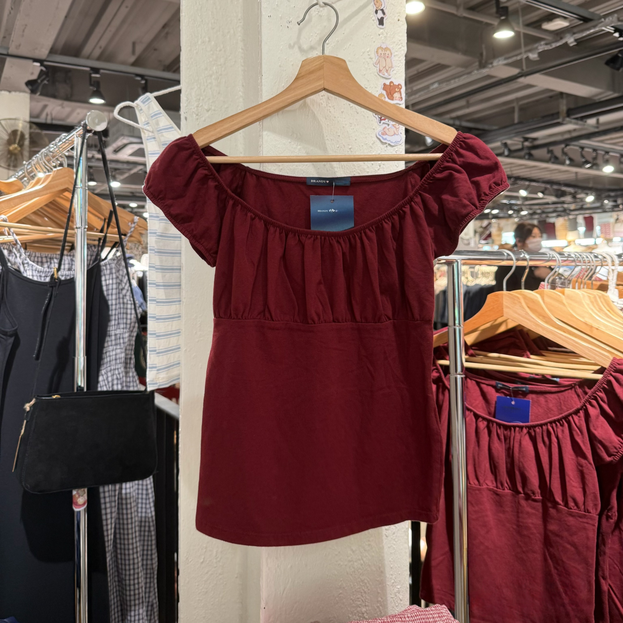 BM酒红色圆领褶皱短袖官网美式新款收腰显瘦全棉纯欲风T恤上衣女