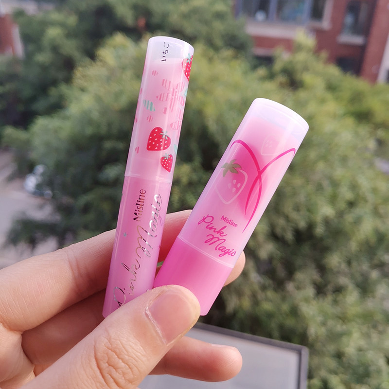 唇膏女士保湿滋润不脱色咬唇补水蜜思婷学生款可爱草莓变色mistin - 实物图
