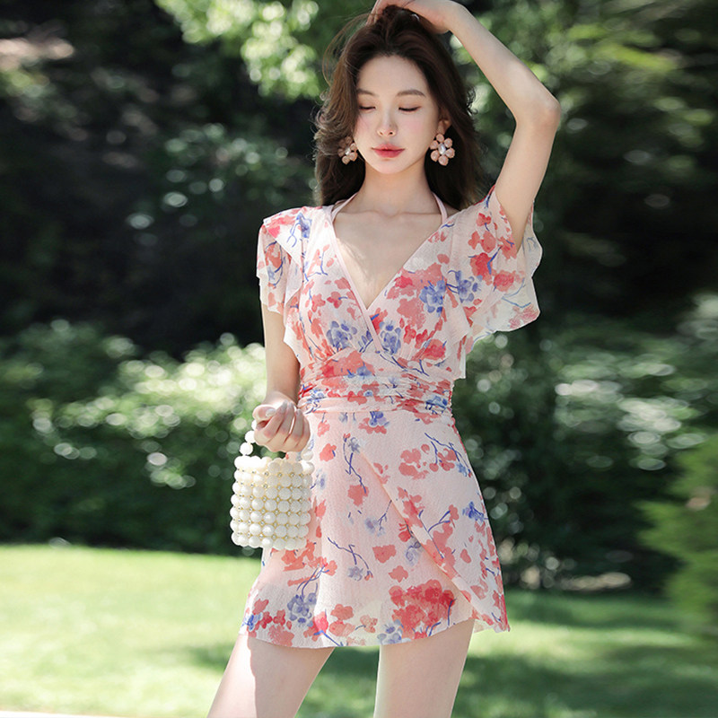 网红风连衣裙式黑色连体2024新款游泳衣女性感仙显瘦保守遮肚遮肉