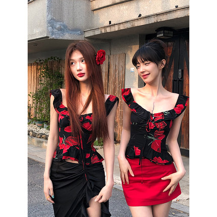 12YE 红色上衣女夏季新款设计感短款辣妹小飞袖吊带小众法式背心