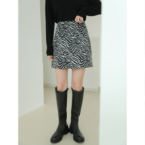 轻熟女短裙价格 轻熟女短裙图片 星期三