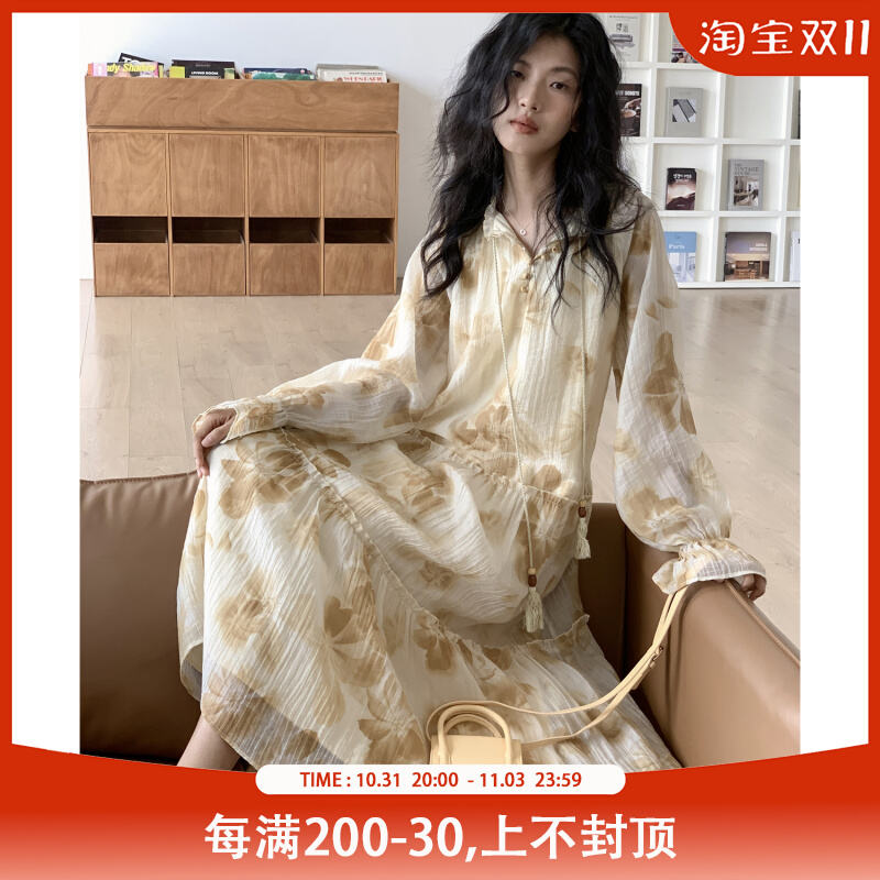 EM八月 雪纺圆领印花长袖连衣裙女2023秋季显瘦遮肉垂坠感长裙