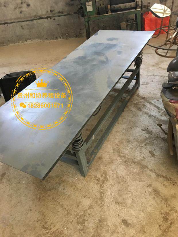 水泥漏粪板震动平台振动台漏粪板模具振动床水泥漏粪板制作设备