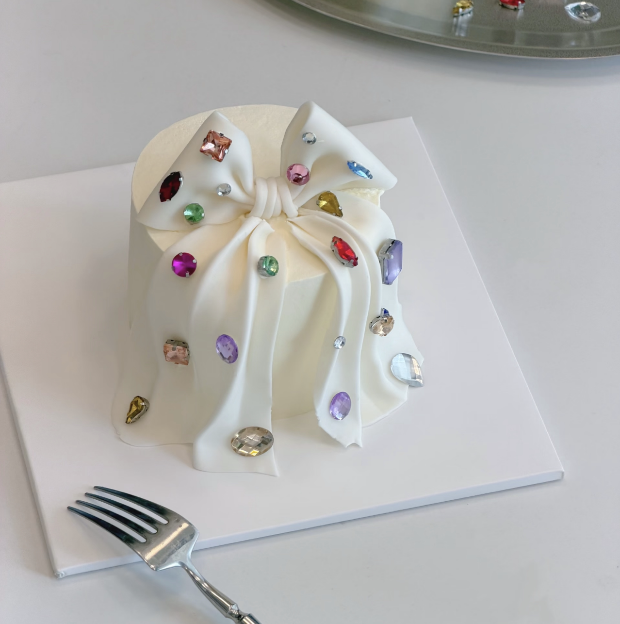 高级感翻糖蝴蝶结爆款彩钻钻石宝石蛋糕装饰生日蜡烛装饰插件摆件
