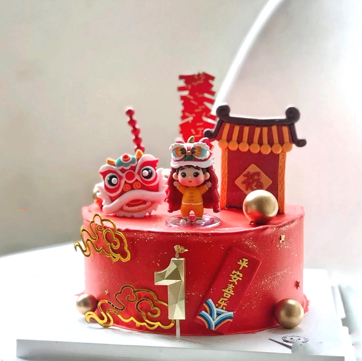 2021牛年新年春节蛋糕装饰摆件软陶舞狮抱锦鲤女孩舞狮男孩福门