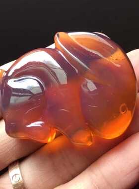 缅甸琥珀小兔子带证书吊坠