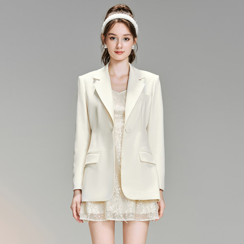 腰间镂空水晶织带西装外套中长款