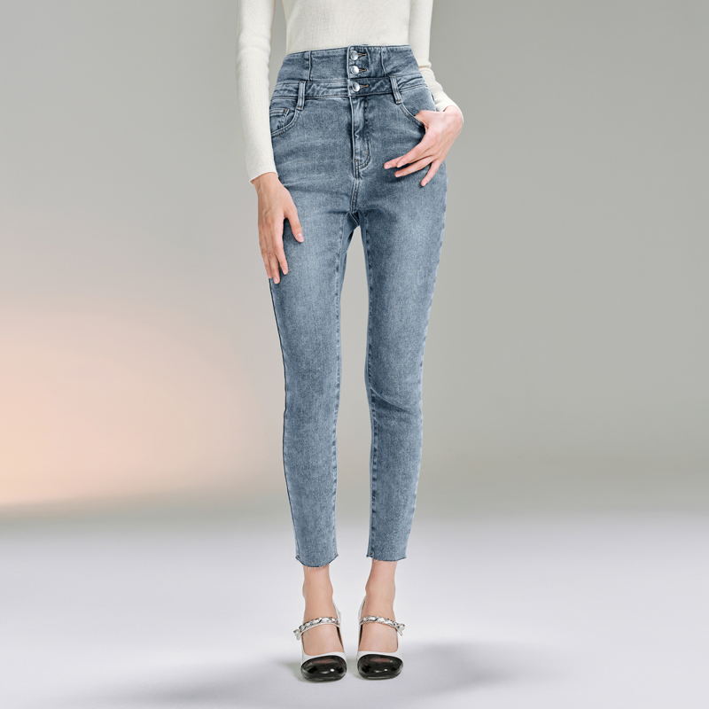 单排扣显瘦棉质九分小脚牛仔裤
