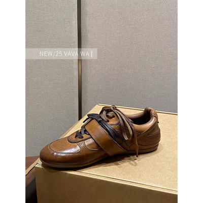 【VAVA WA】顶板！德训鞋女25新款绑带方扣休闲鞋复古做旧单鞋