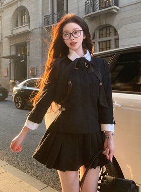 LIN BOUTIQUE 秀场款金丝椰蓉粗花呢编制撞色领短外套+半裙套装