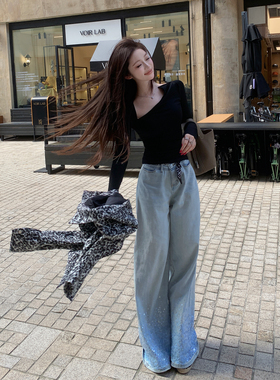 LIN BOUTIQUE  不撞款的重工牛仔 浅蓝色百搭钉珠亮片长裤女新款