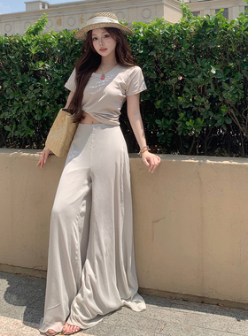 张林超LIN BOUTIQUE 万能打底圆领结构式纯欲T恤裤子套装