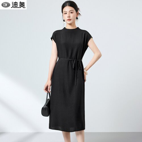 迪奥轻奢极简风真丝黑色连衣裙女