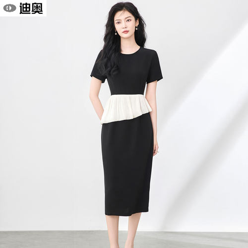 迪奥小香赫本风连衣裙今年流行款