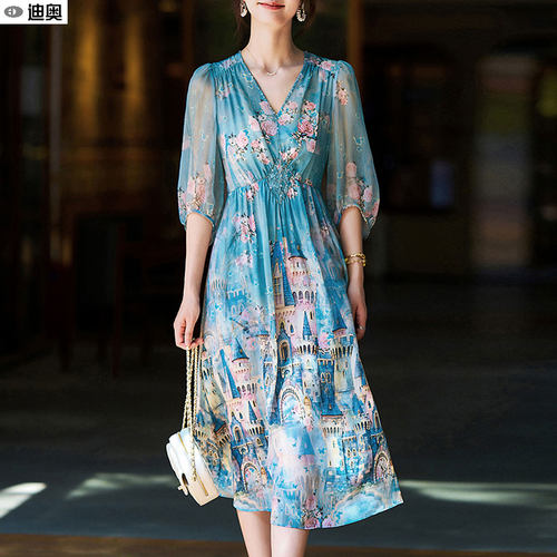 迪奥时髦浪漫减龄氛围感连衣裙夏