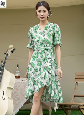 迪奥绿色碎花连衣裙女2026夏季款小众设计高端气质优雅真丝茶歇裙